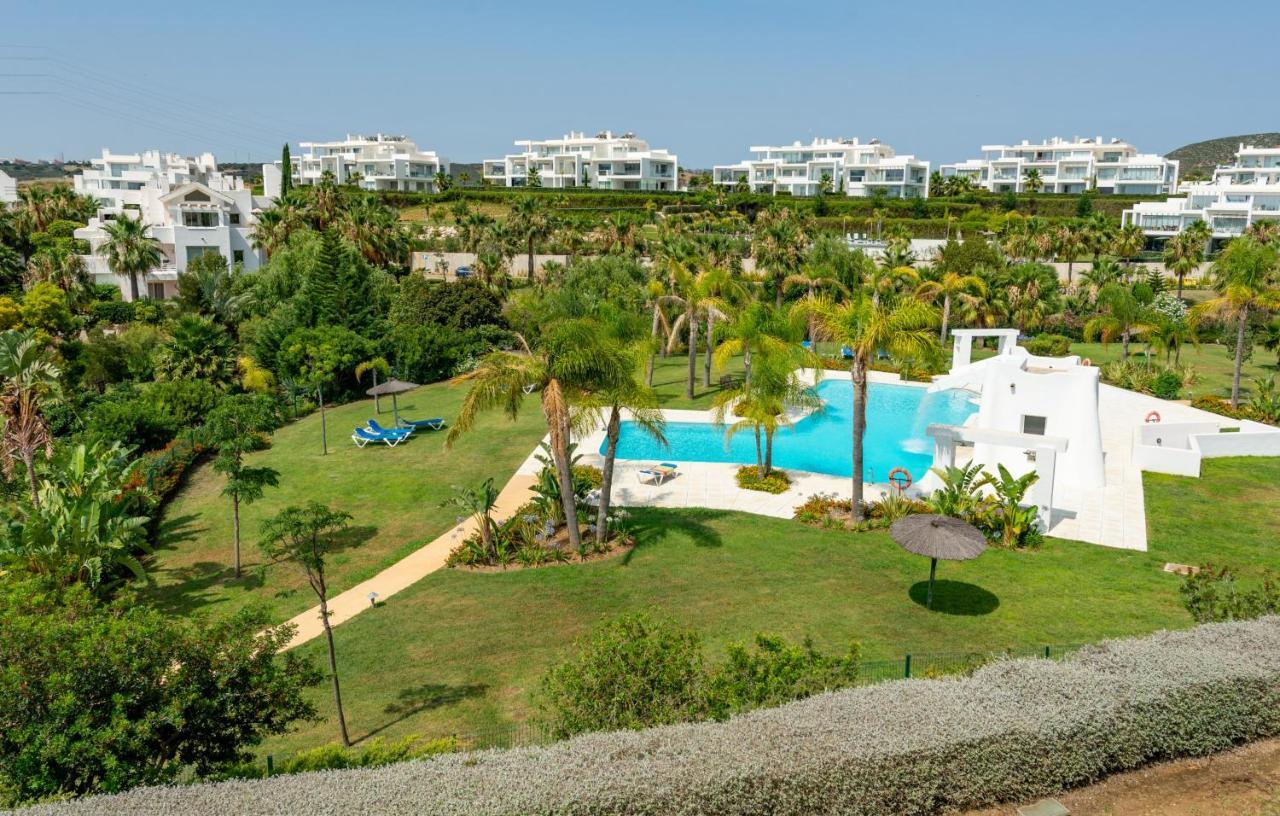 Alcazaba Lagoon 2425 Luxury Private Beach Estepona Buitenkant foto